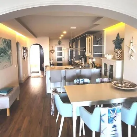 Modernes Luxus-haus Mit Phantastischem Meerblick- Beheizter Pool Und Wifi By Interhome Σπίτι διακοπών